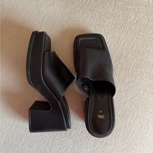 Zara Black Leather Square Toe Slide Sandals with Chunky Heel